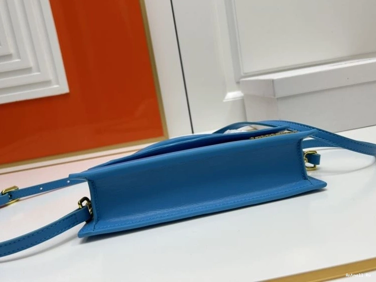 83874 WaterResistant Handle Top Bags Jacquemus 0710
